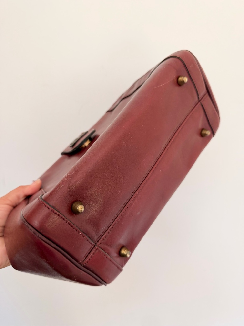 Vintage Etienne Aigner Doctor’s Satchel Handbag Purse in Burgundy Leather Bag - Picture 7 of 9